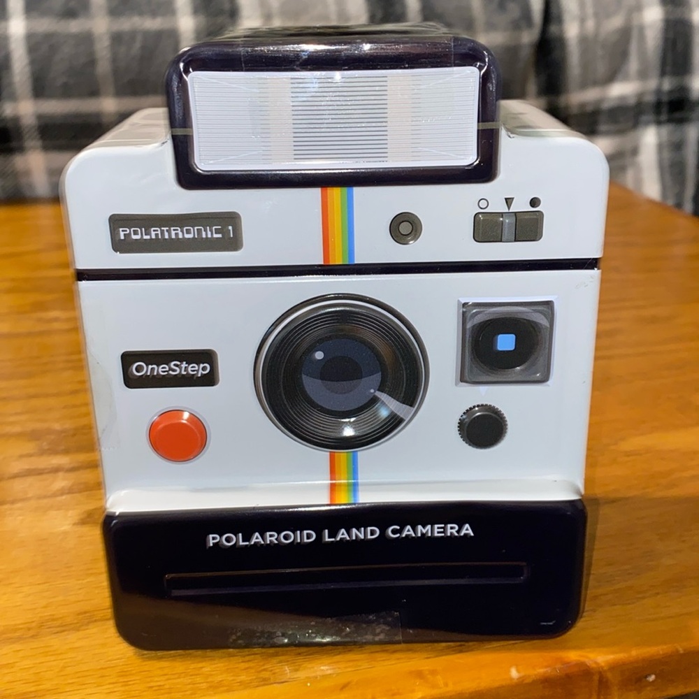 Polaroid Land Camera tin box with Puzzle